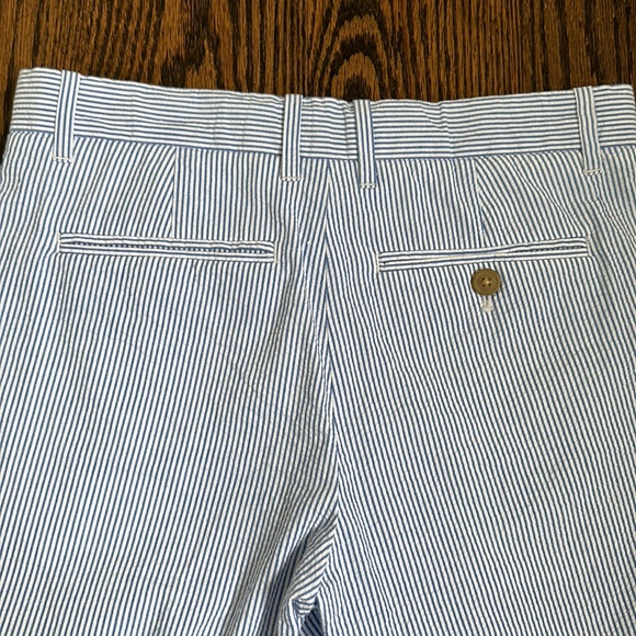 Crewcuts shorts NWOT - size 10 in seersucker 🤍💙 - Picture 6 of 10